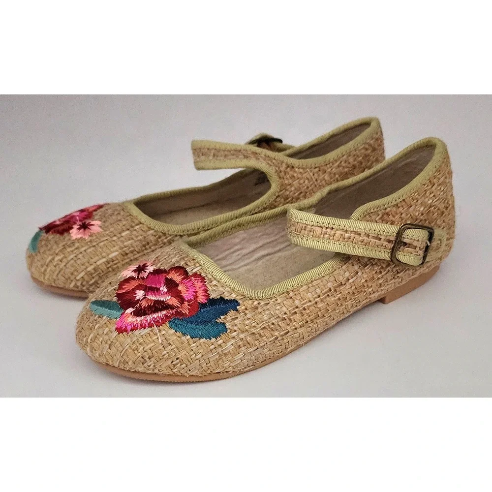 Joyfolie Brielle Mary Jane Kids Size Y1 Tan Floral Embroidered Woven Shoes NEW